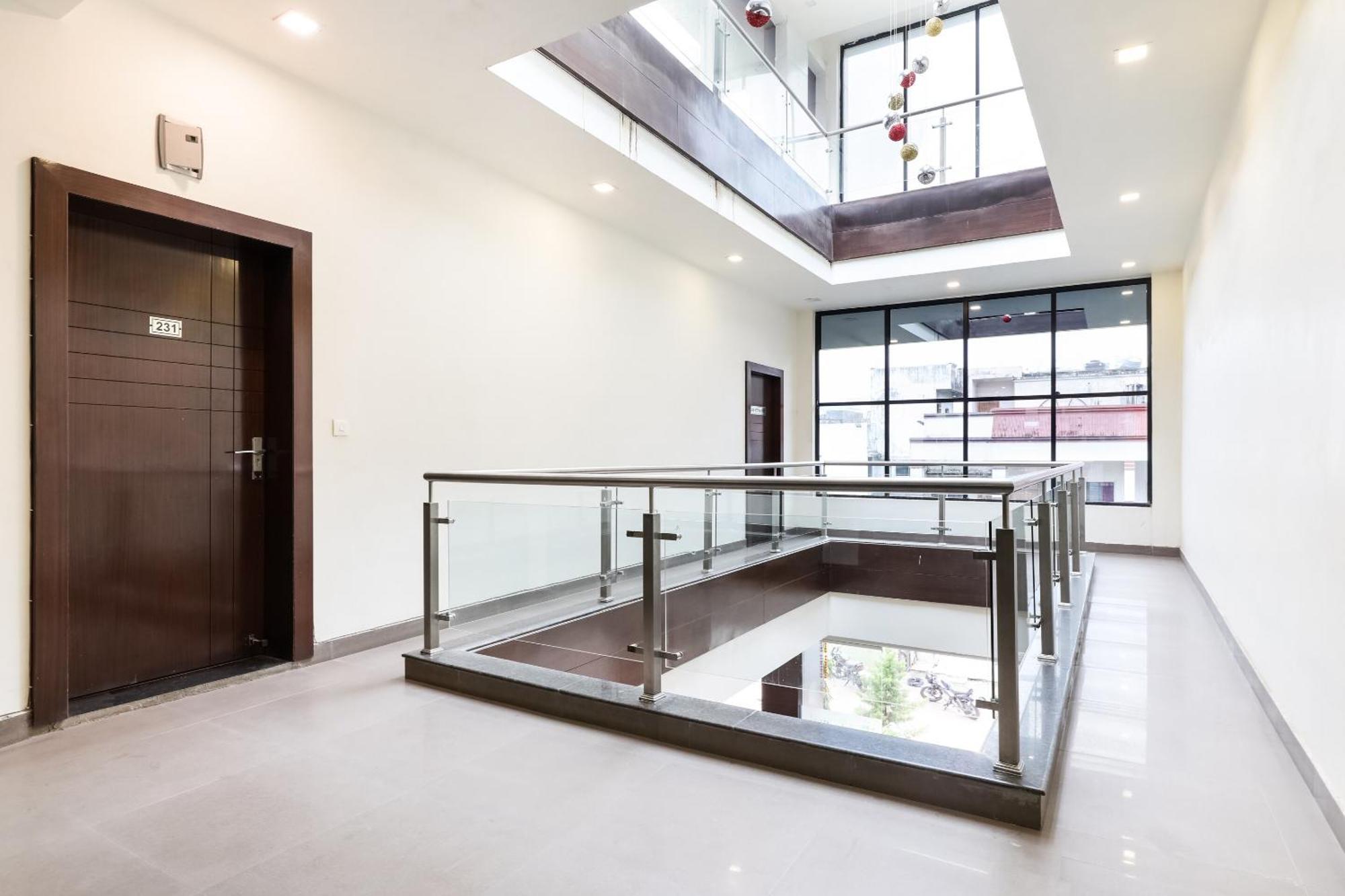 Super Townhouse Lalghati Near Airport Bhopal Luaran gambar