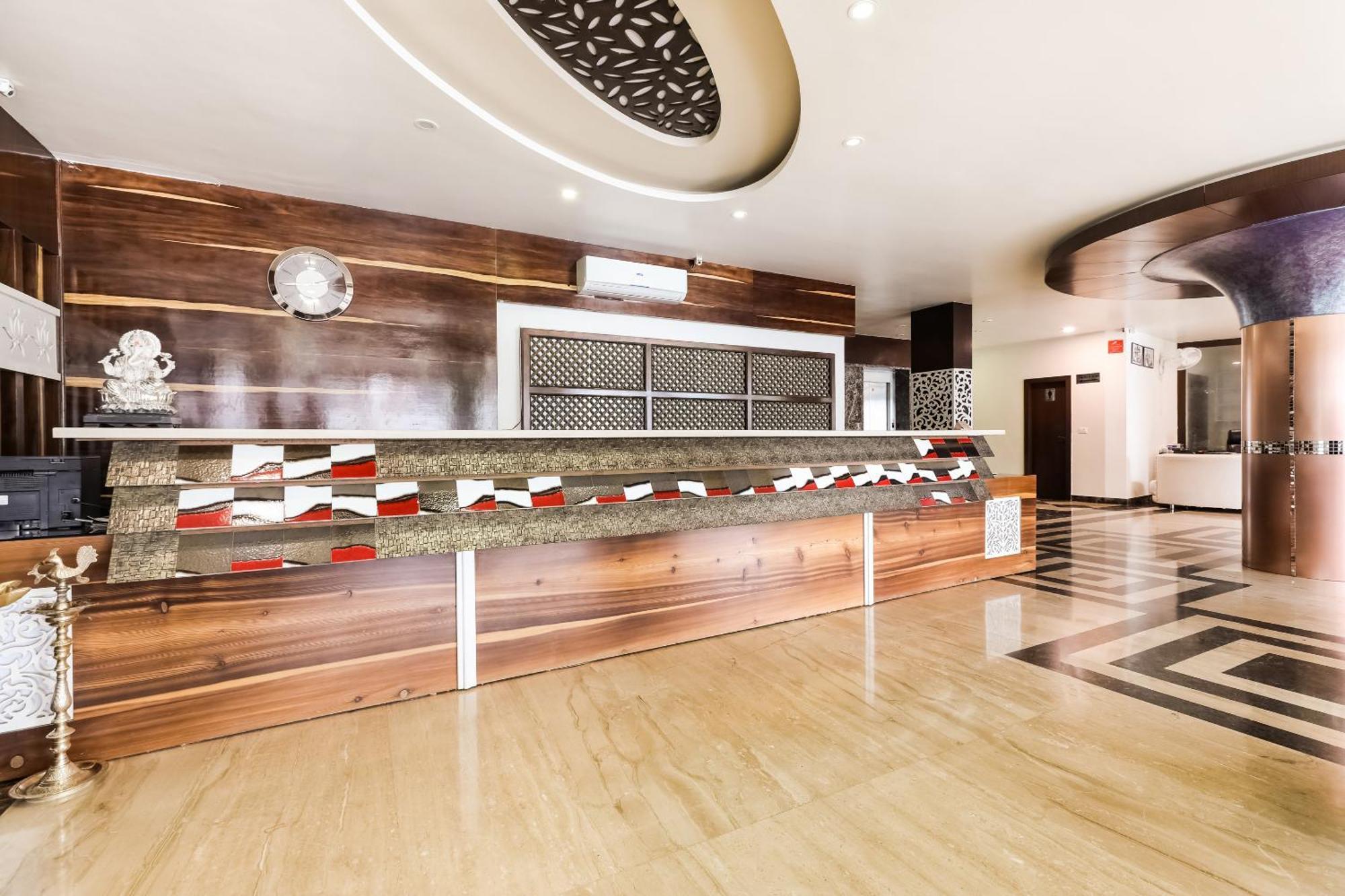 Super Townhouse Lalghati Near Airport Bhopal Luaran gambar