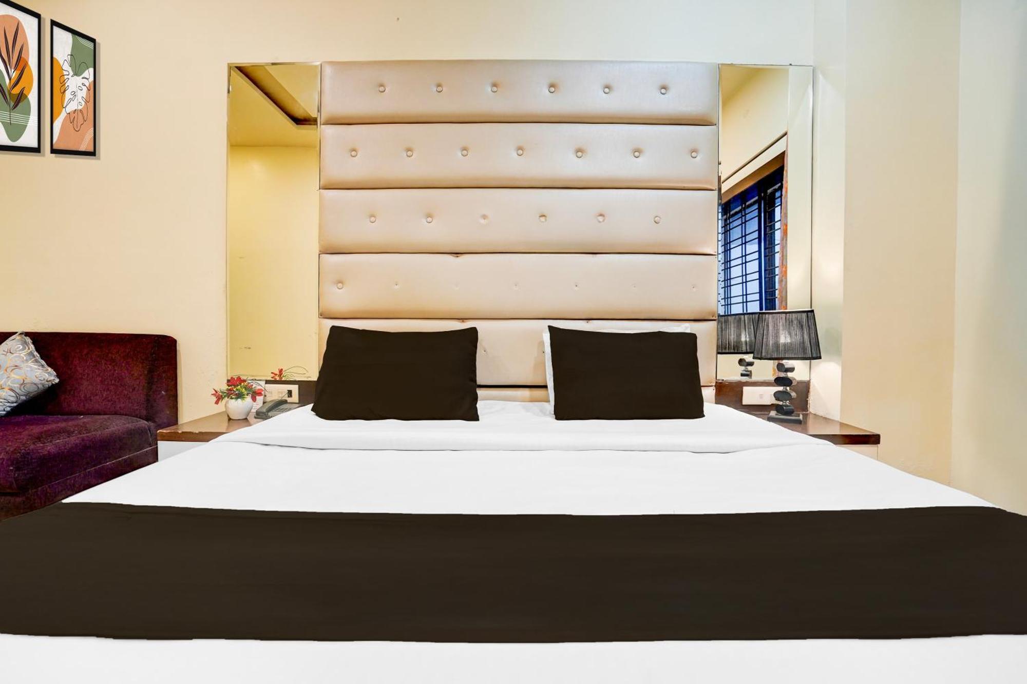 Super Townhouse Lalghati Near Airport Bhopal Luaran gambar