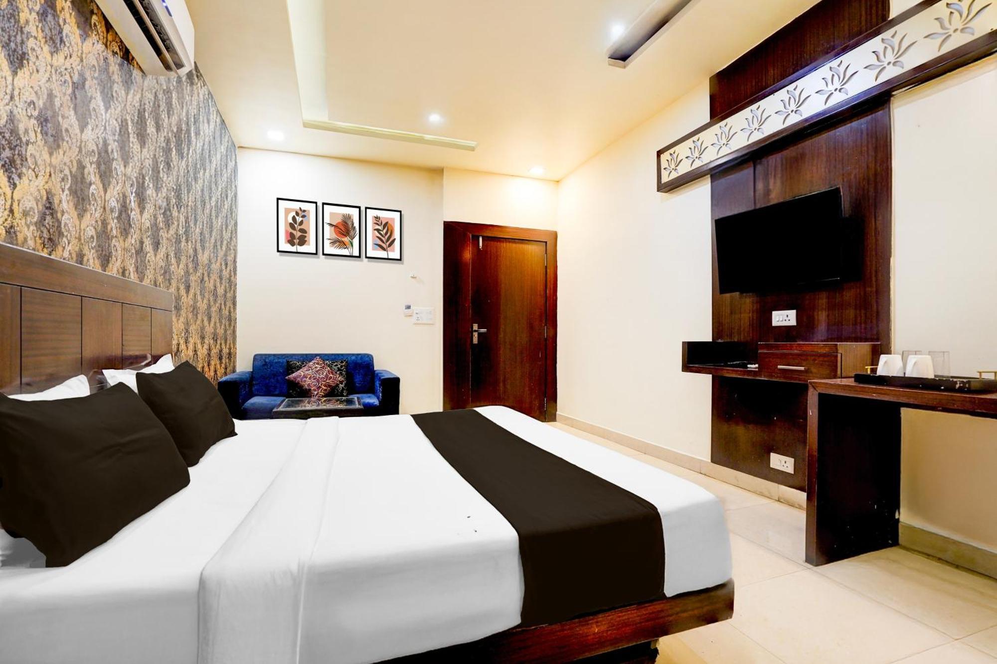 Super Townhouse Lalghati Near Airport Bhopal Luaran gambar