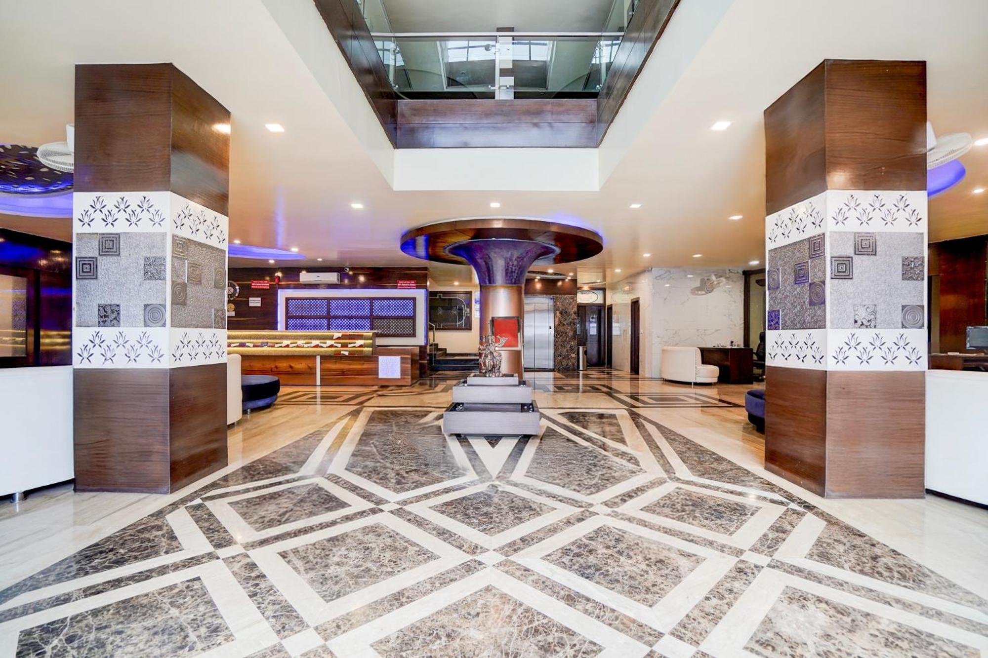 Super Townhouse Lalghati Near Airport Bhopal Luaran gambar