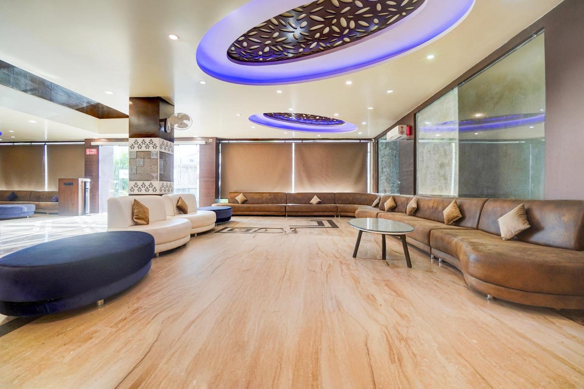 Super Townhouse Lalghati Near Airport Bhopal Luaran gambar
